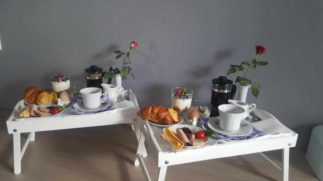 Dom Pod Lawendowym Polem Bed & Breakfast Woliborz Exterior photo